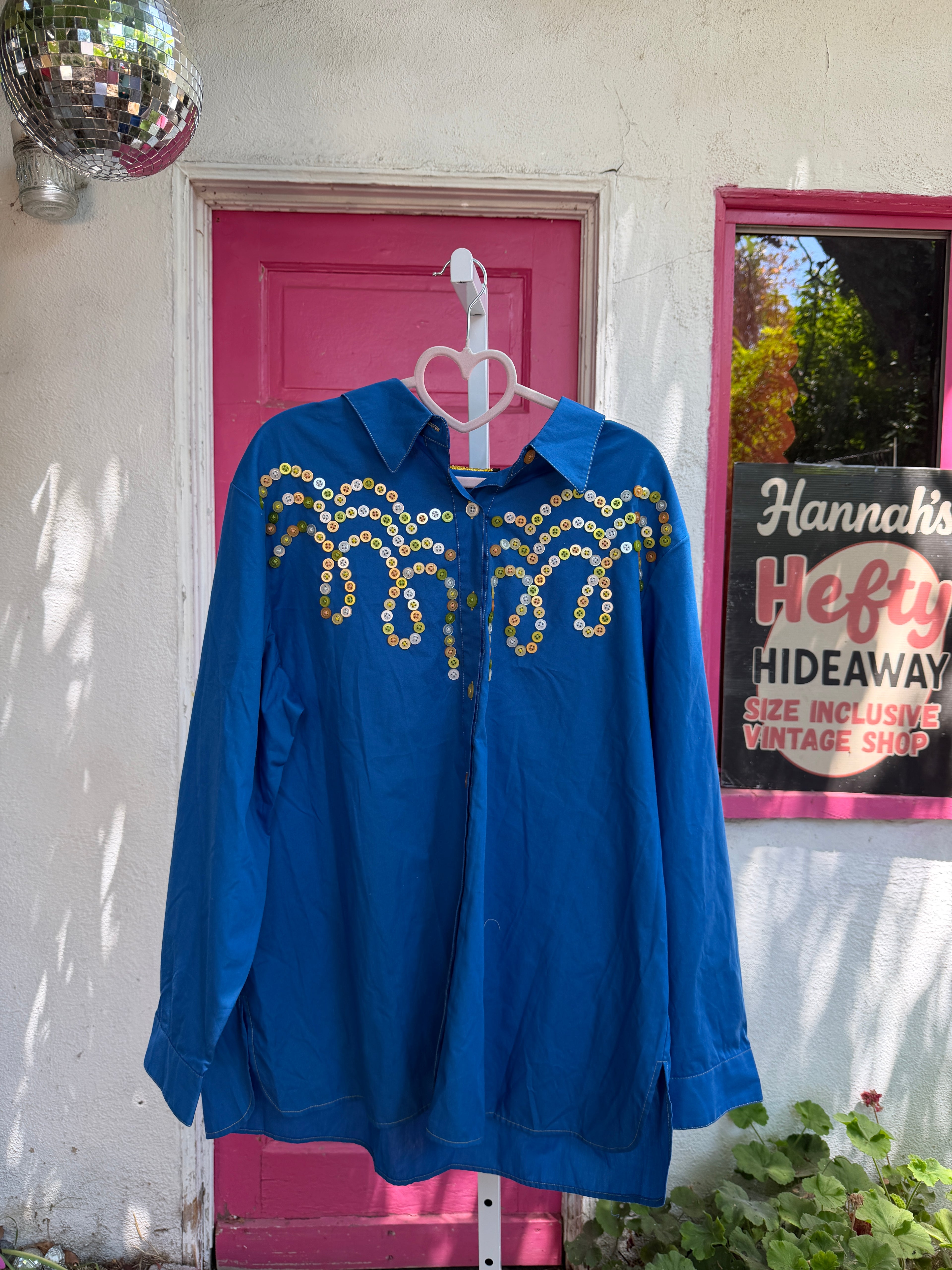 Swirly Buttons Top